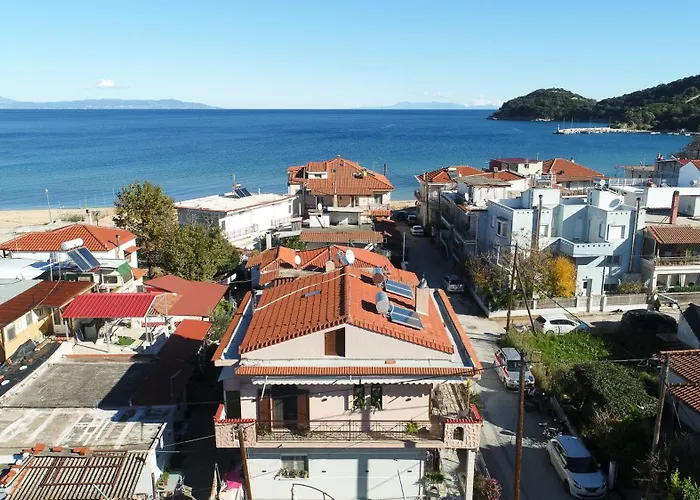 Sunrise - Luxury Beachfront Escape Daire *