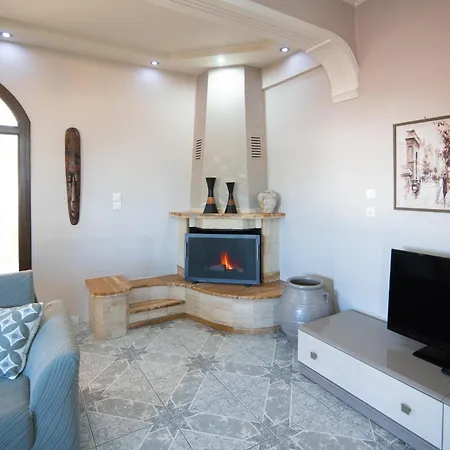 Apartment Sunrise - Luxury Beachfront Escape *
