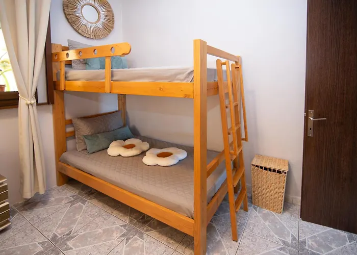 Sunrise - Luxury Beachfront Escape *