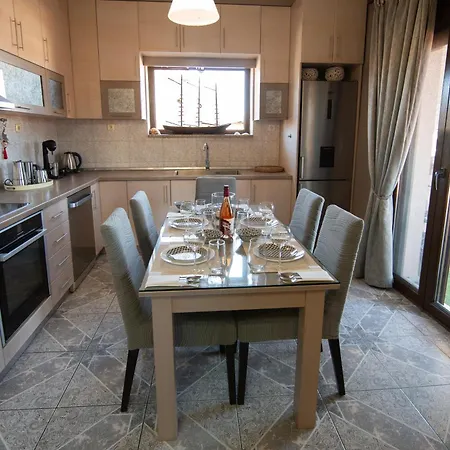 Sunrise - Luxury Beachfront Escape Appartement *