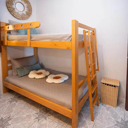 Sunrise - Luxury Beachfront Escape *