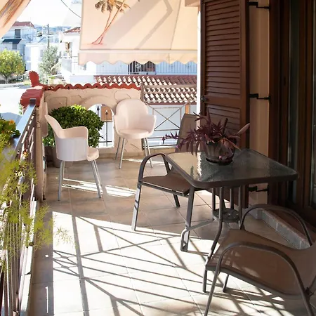 Sunrise - Luxury Beachfront Escape